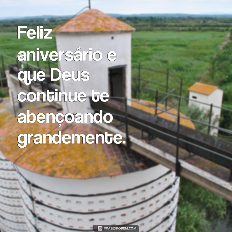 Encante seus amigos com frases criativas para post de aniversário 