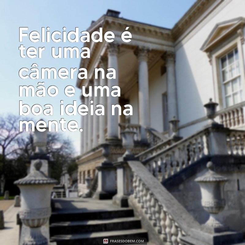 Descubra as melhores frases para arrasar nas fotos de perfil do Facebook! 