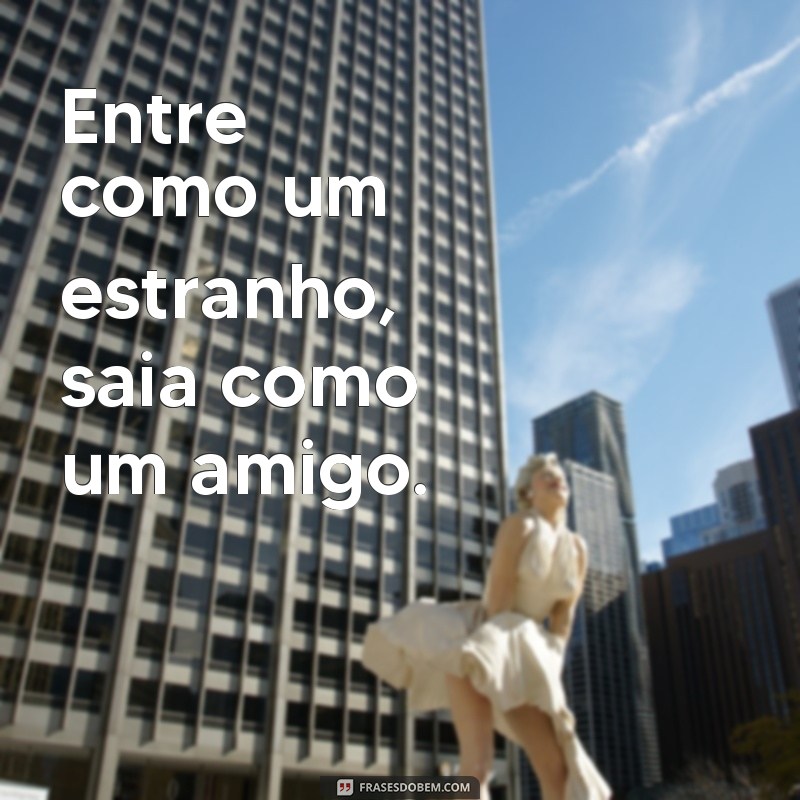 Encante seus visitantes com frases curtas para porta de entrada 