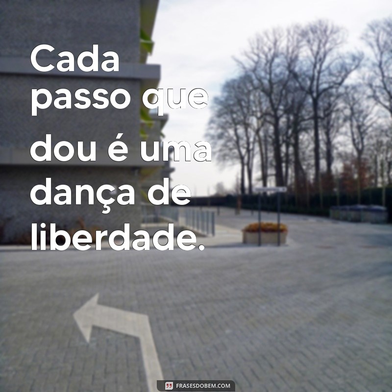 Frases Inspiradoras para Celebrar a Vida de Solteira com Felicidade 