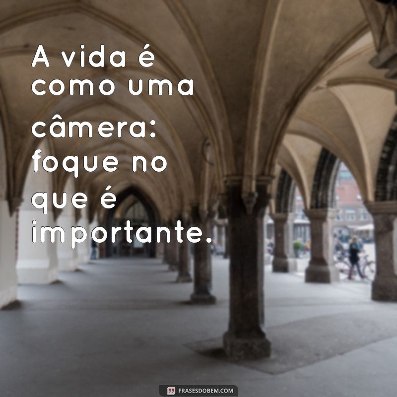 As Melhores Frases para Acompanhar Suas Fotos no Facebook 