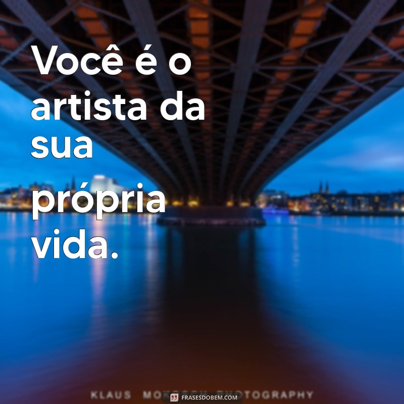 As Melhores Frases para Status: Inspire e Impressione nas Redes Sociais 