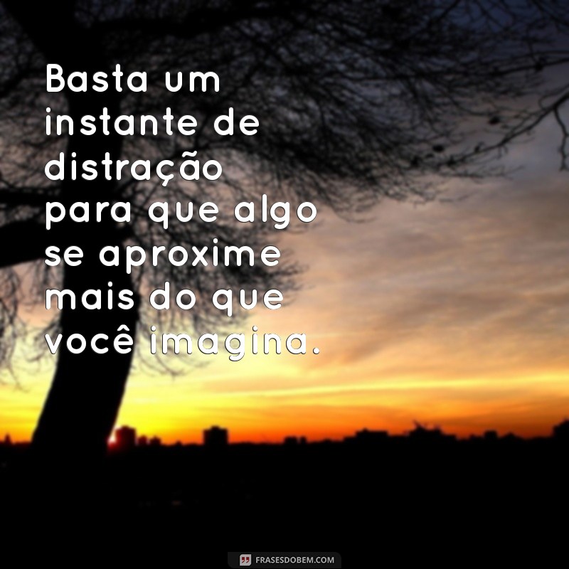 Frases Assustadoras: 20 Citações que Vão Te Deixar com Medo 