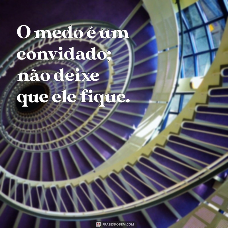 Frases Curtas de Reflexão: Inspirações para o Seu Dia a Dia 