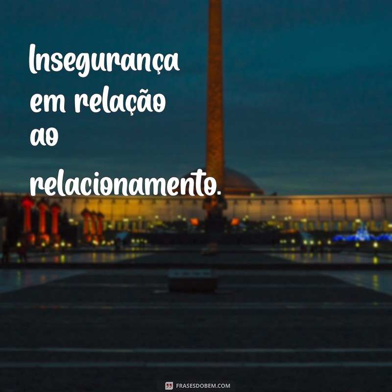 o que significa sonhar que sua namorada te traiu Insegurança em relação ao relacionamento.