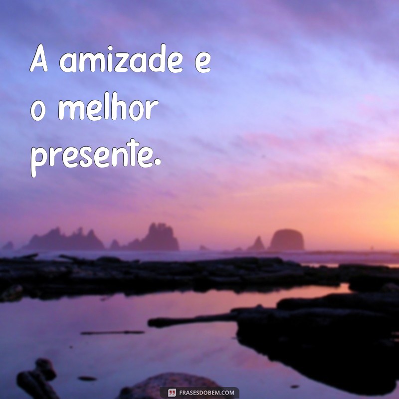 Frases Curtas de Amizade: Ideias Perfeitas para Legendar Suas Fotos 