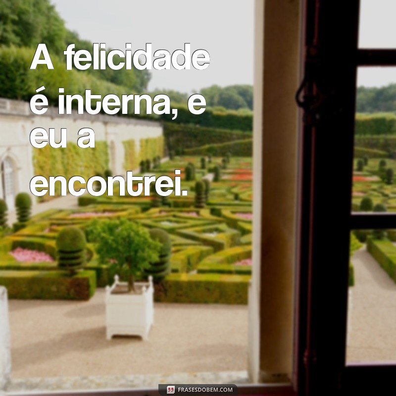 Frases Incríveis para Legendar Suas Fotos Sozinha no Facebook 