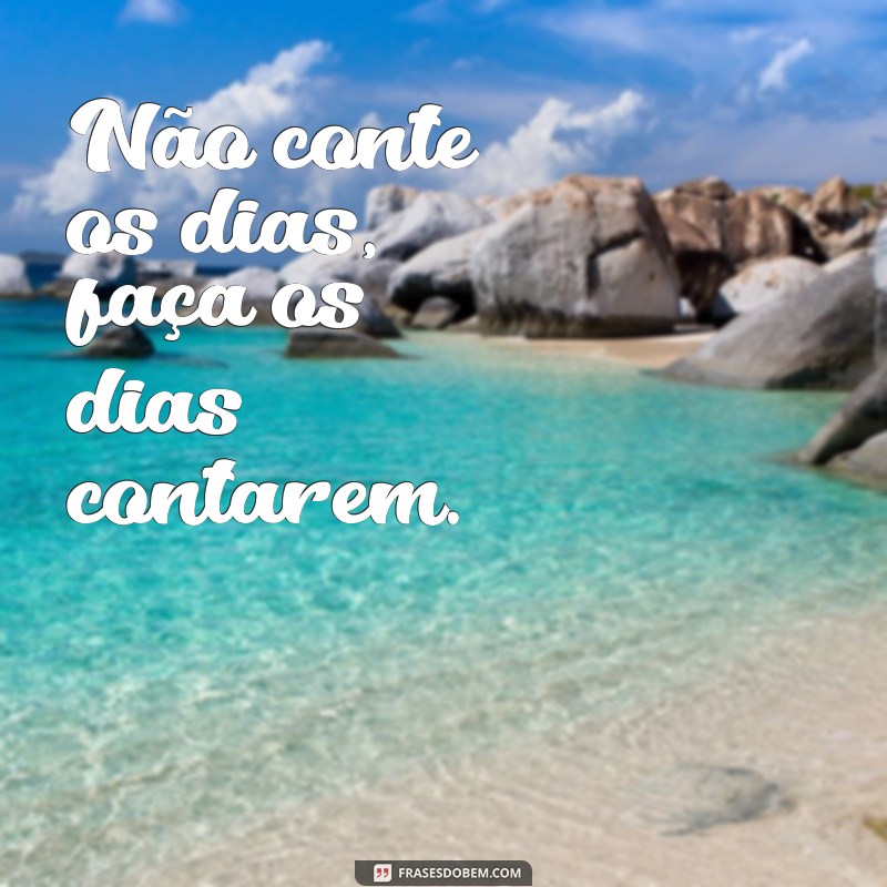 50 Frases Inspiradoras para Acompanhar Suas Fotos e Encantar nas Redes Sociais 