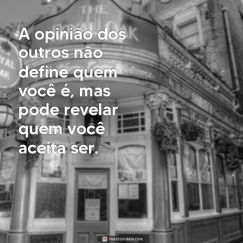 Frases Duras e Sinceras: Reflexões Impactantes para a Vida 