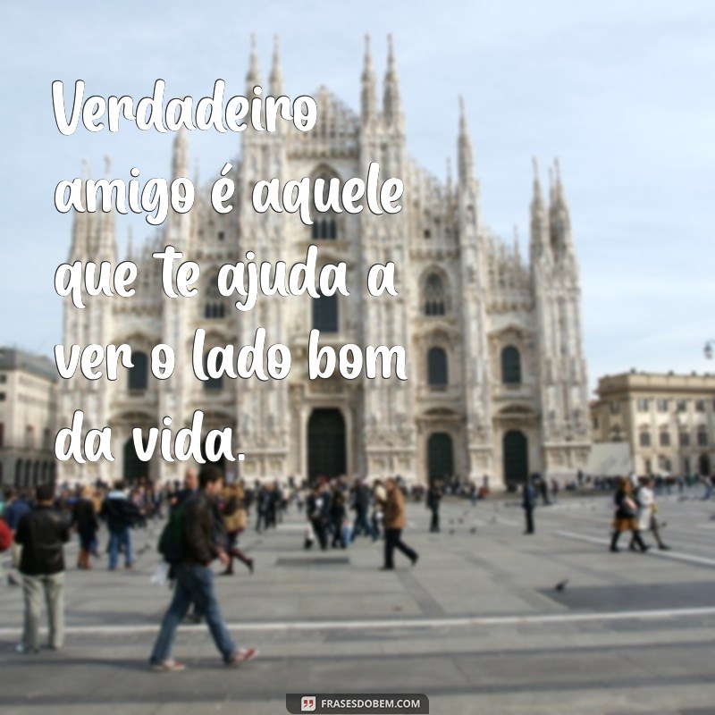 Os 10 Sinais de um Verdadeiro Amigo: Como Reconhecer Relações Autênticas 