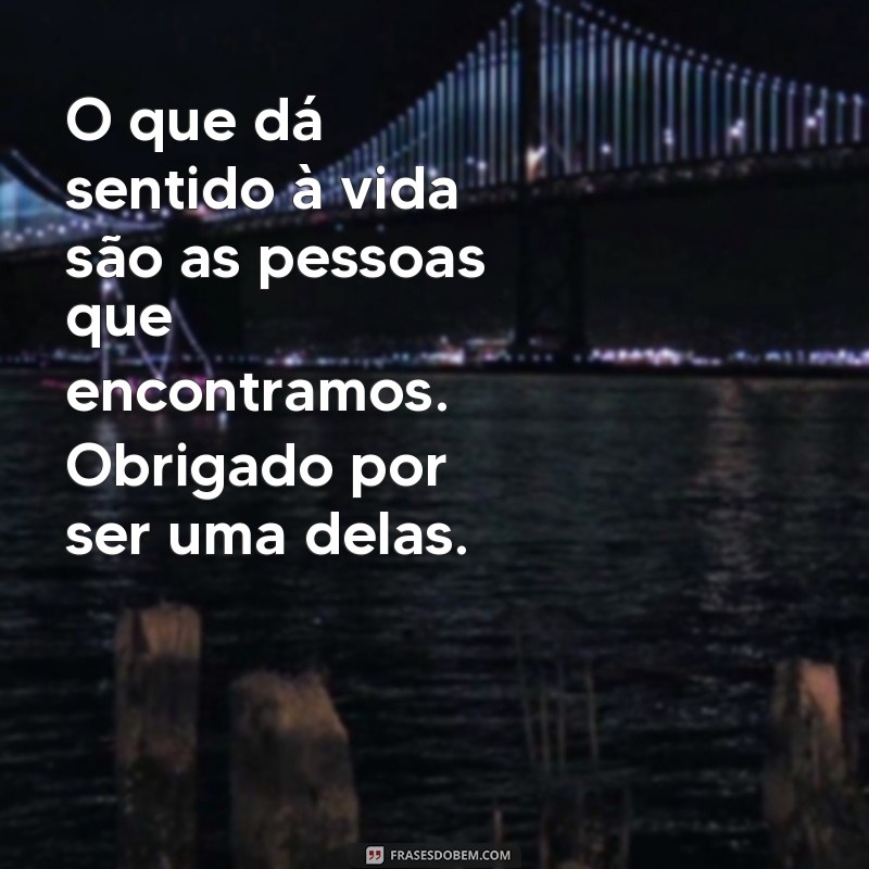 Como Lidar com a Perda de um Amigo: Mensagens de Conforto e Homenagem 