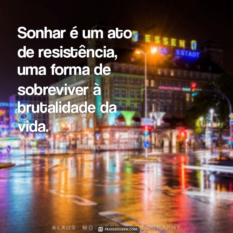 Frases Inspiradoras de Carolina Maria de Jesus: Reflexões sobre Vida e Sociedade 