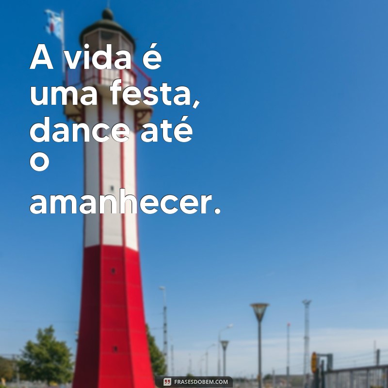 Descubra as melhores frases curtas para arrasar na sua foto de perfil do Facebook! 