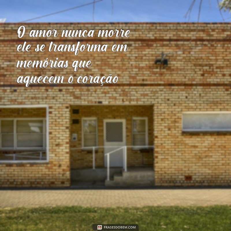 Mensagens Sensíveis para Cartões de Falecimento: Conforto em Momentos Difíceis 