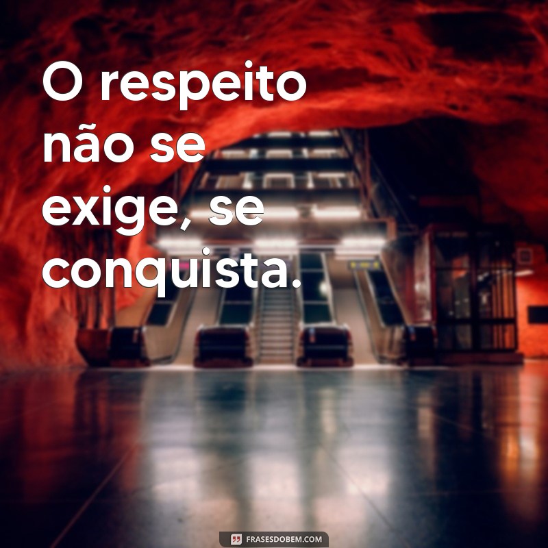 Frases Impactantes para Refletir sobre a Arrogância e a Superioridade 